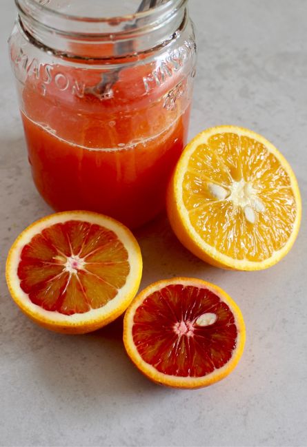 Fresh Pomegranate-Orange Juice